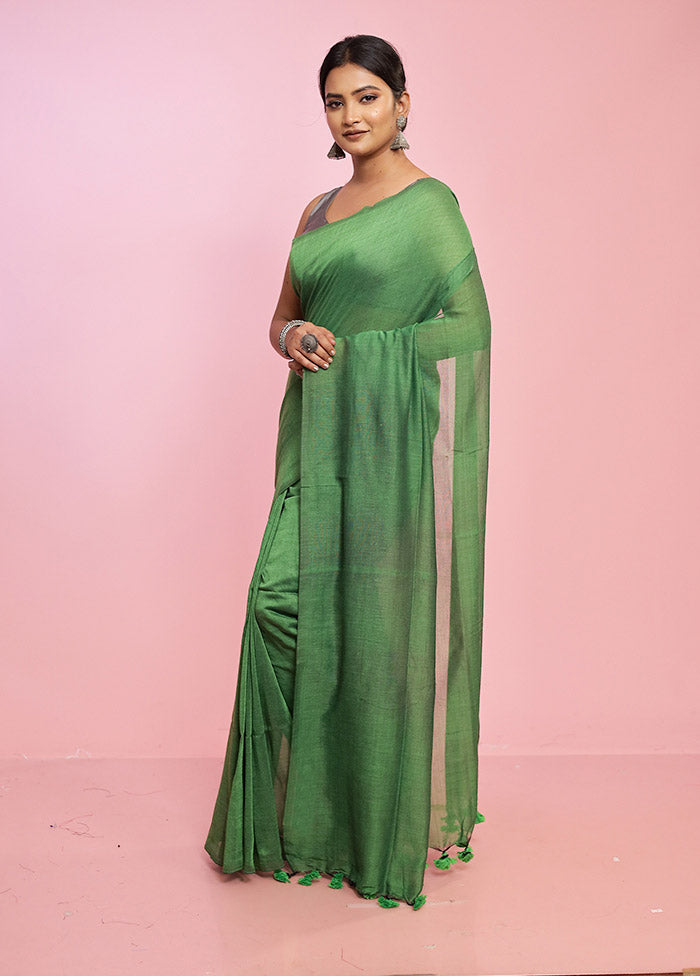 Green Mul Cotton Saree Without Blouse Piece - Indian Silk House Agencies