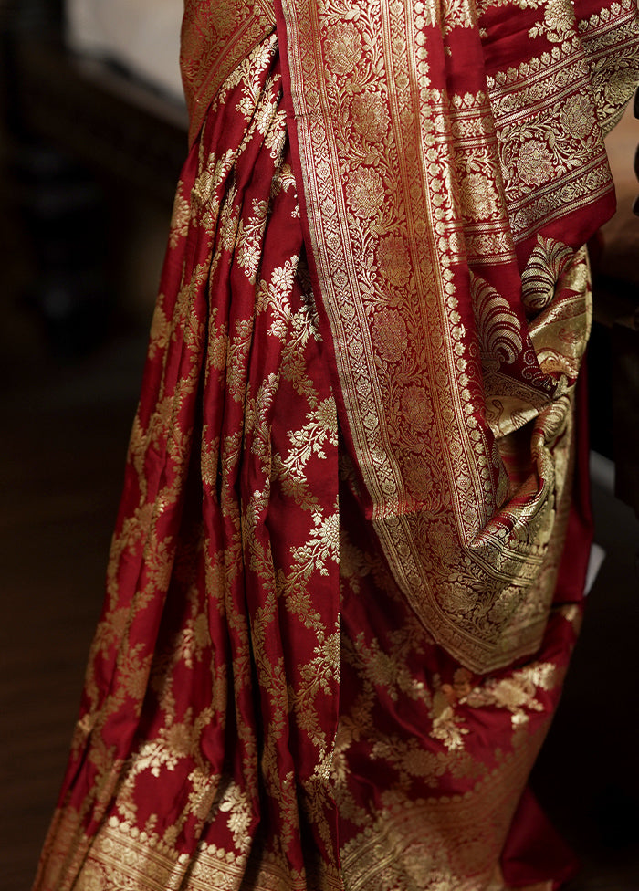 Red Handloom Banarasi Pure Silk Saree With Blouse Piece