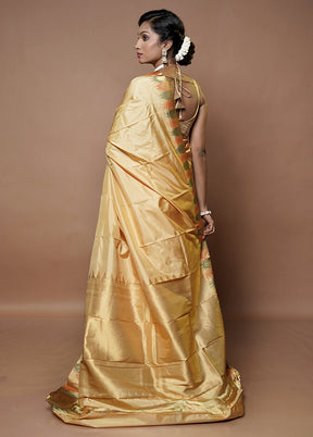 Cream Handloom Kanjivaram Pure Silk Saree With Blouse Piece