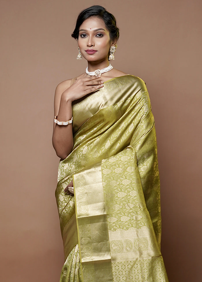 Green Handloom Kanjivaram Pure Silk Saree With Blouse Piece