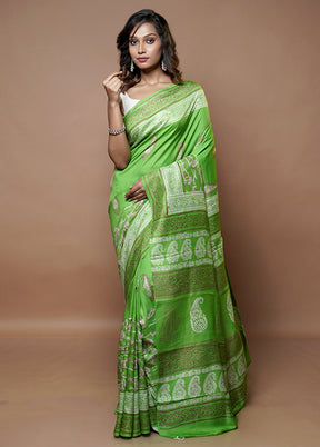 Green Printed Pure Silk Saree Without Blouse Piece