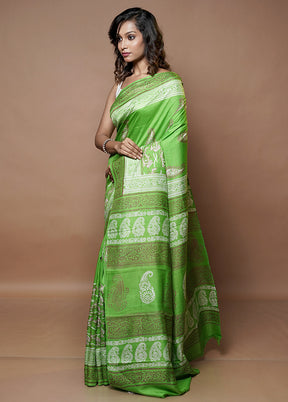 Green Printed Pure Silk Saree Without Blouse Piece