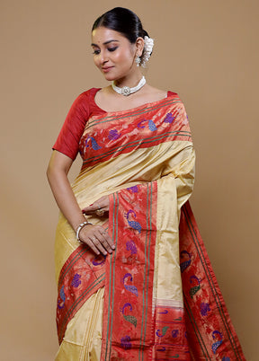 Cream Handloom Kanjivaram Pure Silk Saree With Blouse Piece