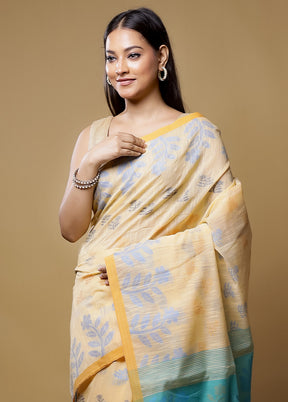 Yellow Matka Silk Saree With Blouse Piece
