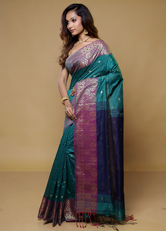 Green Matka Silk Saree With Blouse Piece