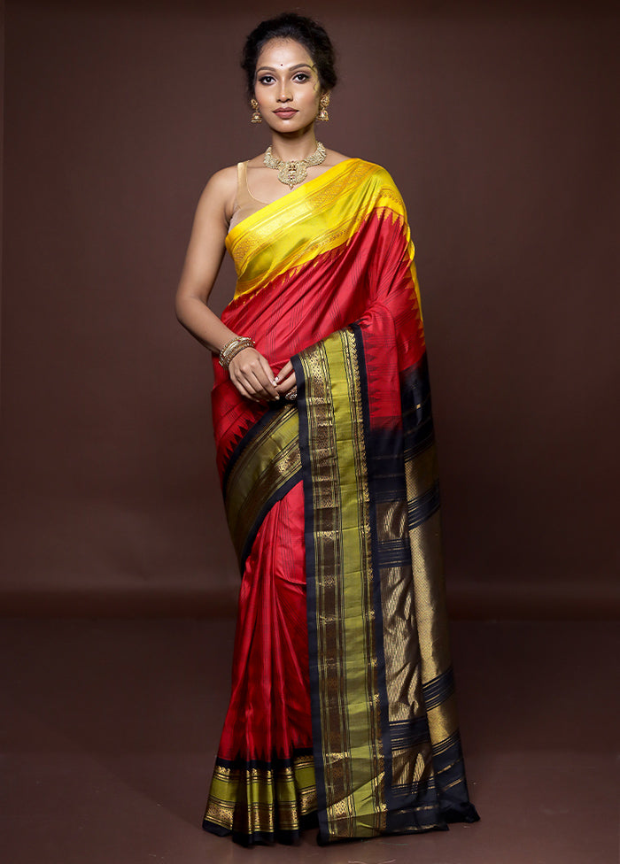 Red Gadwal Pure Silk Saree Without Blouse Piece