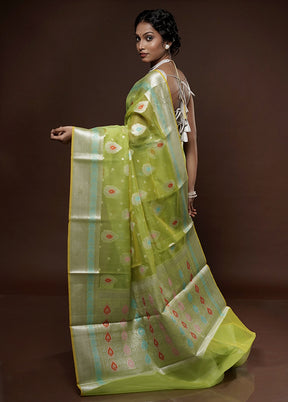 Green Kora Silk Saree With Blouse Piece