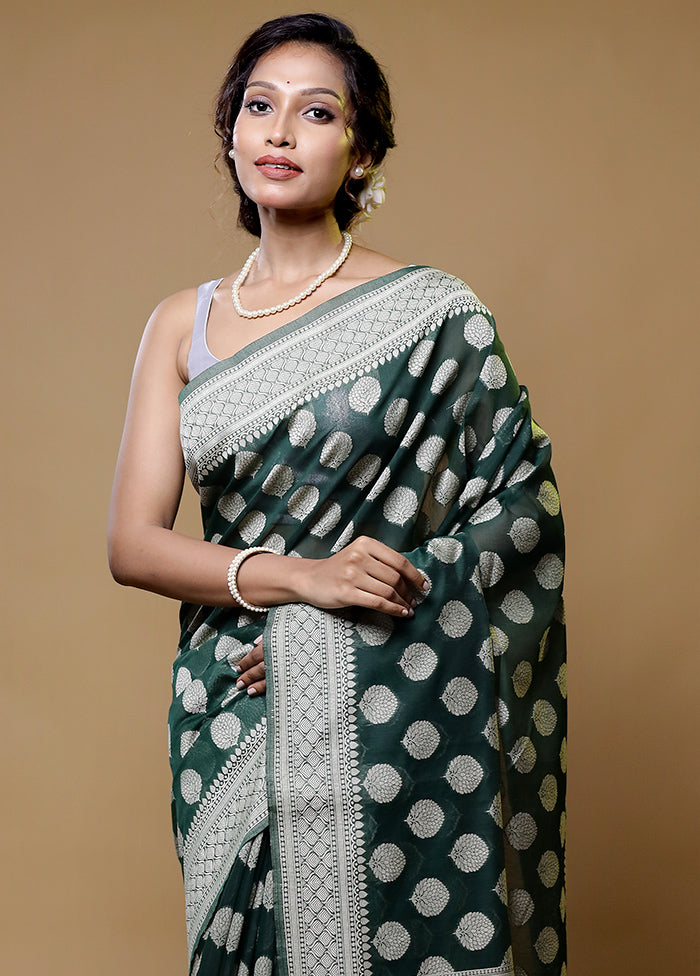 Green Cotton Saree With Blouse Piece