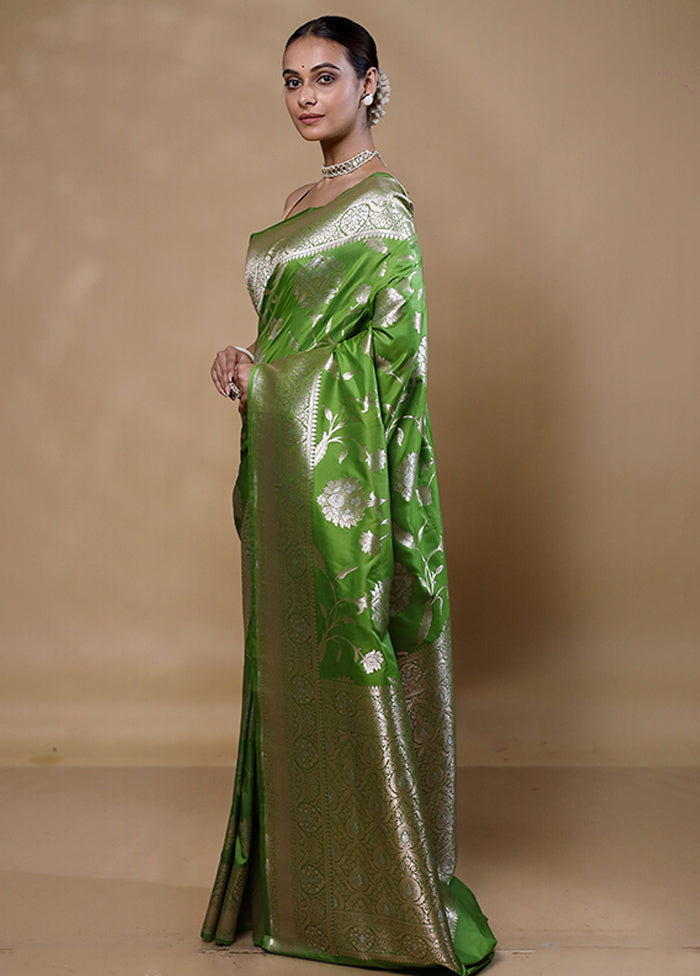 Green Dupion Silk Saree With Blouse Piece