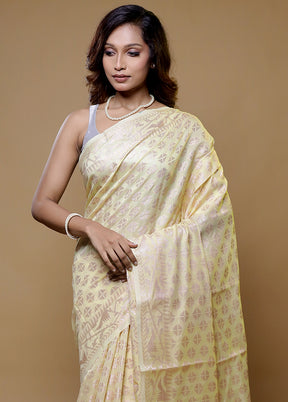 Yellow Kora Silk Saree With Blouse Piece