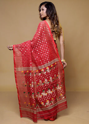 Red Tant Jamdani Saree Without Blouse Piece