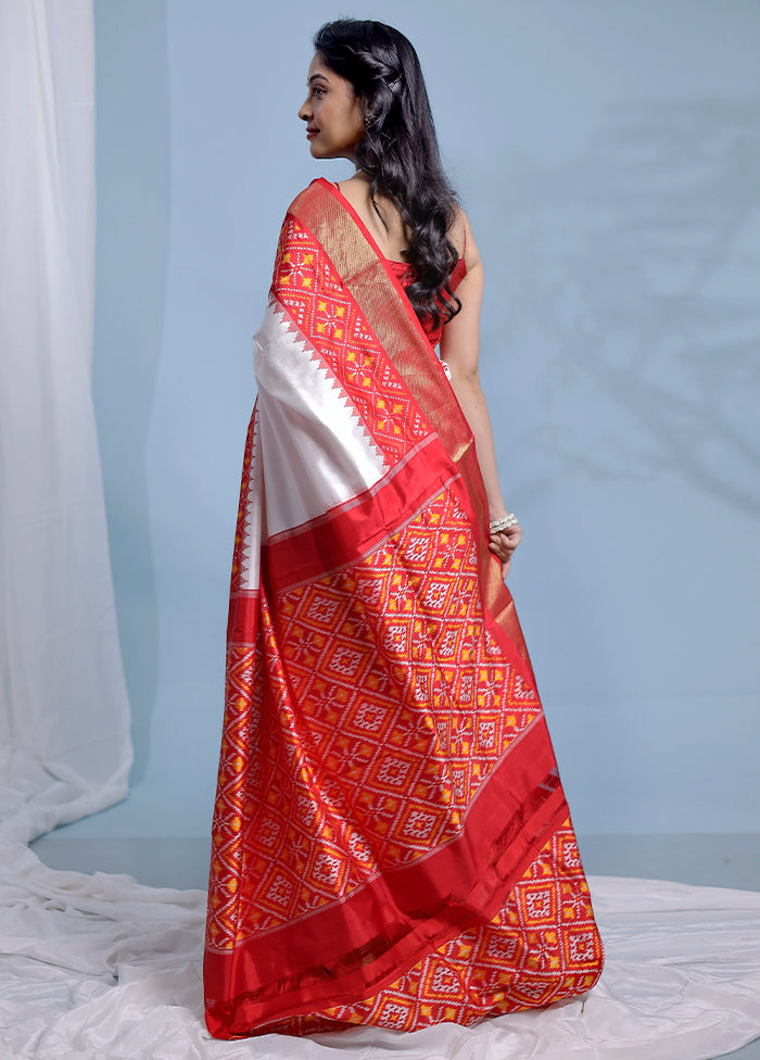 White Ikkat Pure Silk Saree With Blouse Piece