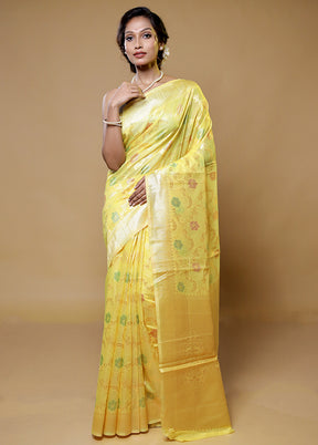 Yellow Cotton Saree With Blouse Piece