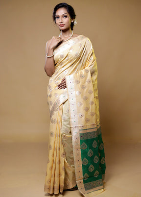 Cream Dupion Silk Saree With Blouse Piece