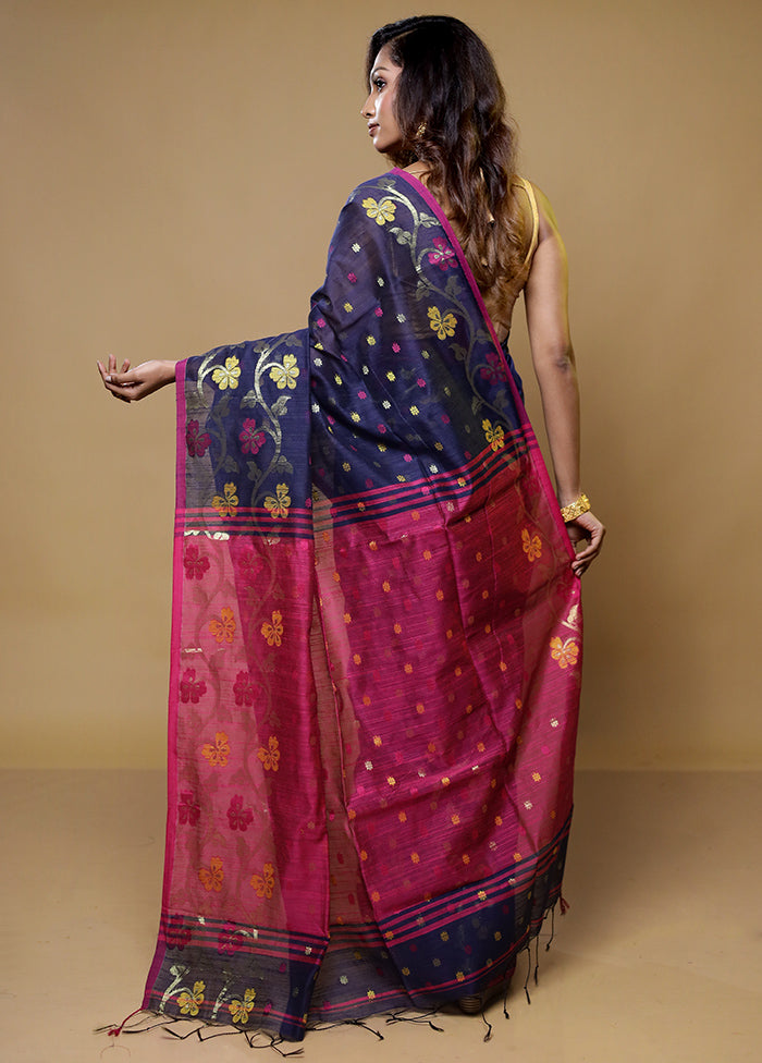 Blue Matka Silk Saree With Blouse Piece