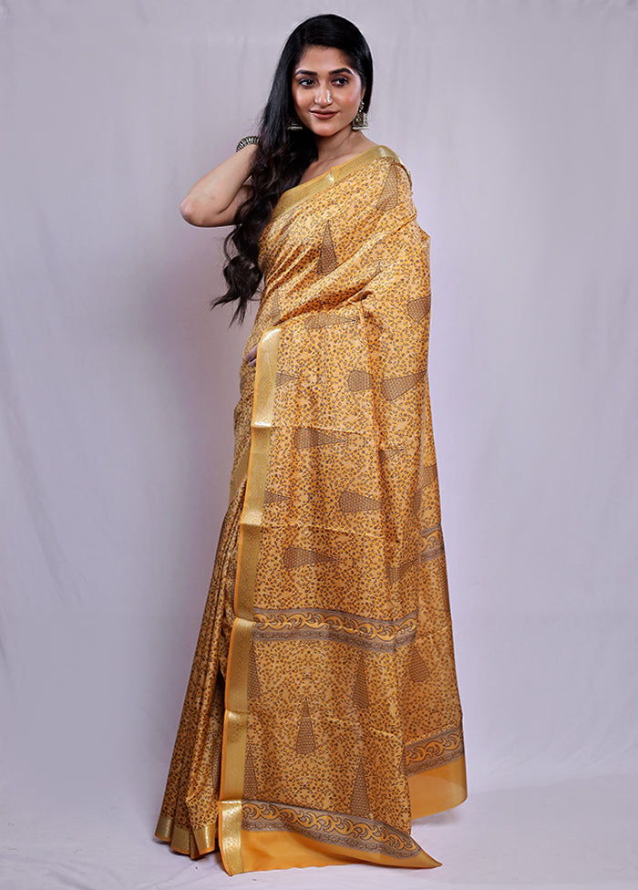 Yellow Printed Pure Silk Saree With Blouse Piece