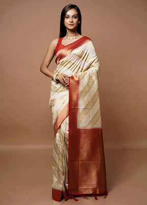 Cream Dupion Silk Saree With Blouse Piece