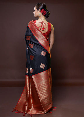 Black Dupion Silk Saree With Blouse Piece