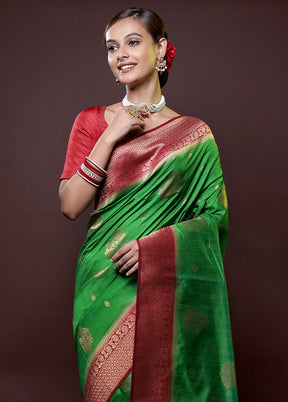 Green Dupion Silk Saree With Blouse Piece