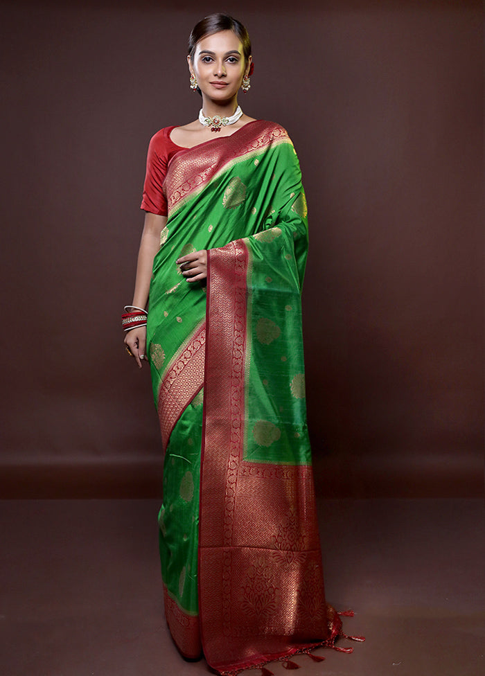 Green Dupion Silk Saree With Blouse Piece