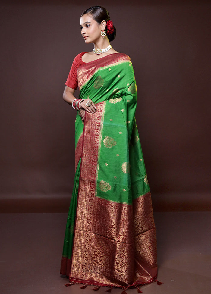 Green Dupion Silk Saree With Blouse Piece