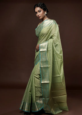 Green Cotton Saree With Blouse Piece