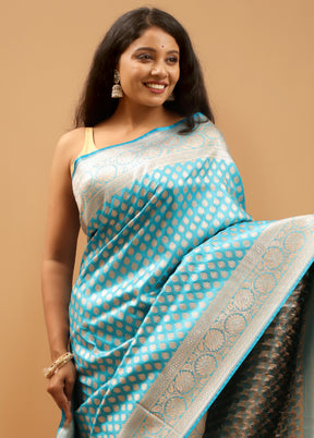 Blue Banarasi Silk Saree With Blouse Piece