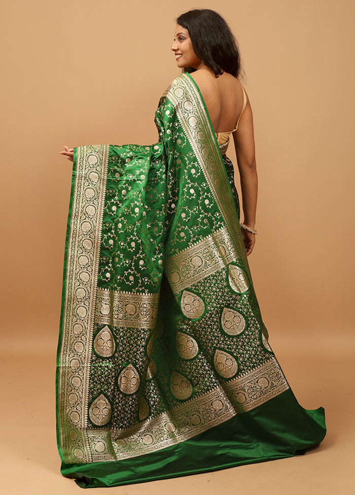 Green Banarasi Silk Saree With Blouse Piece