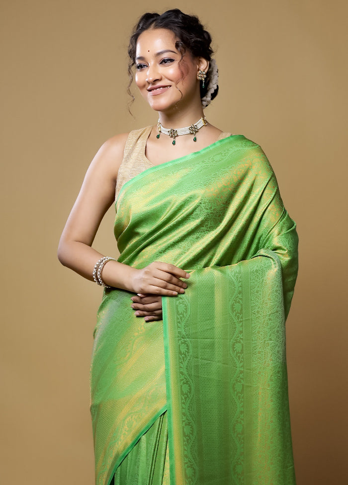 Green Dupion Silk Saree With Blouse Piece