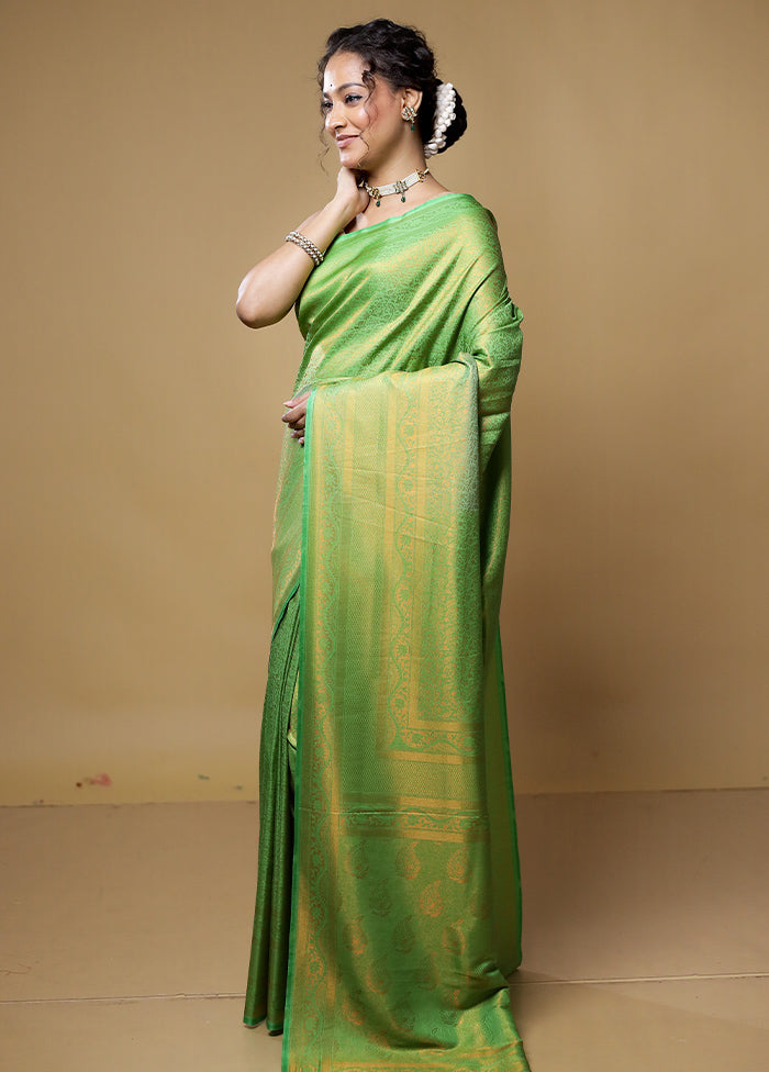 Green Dupion Silk Saree With Blouse Piece