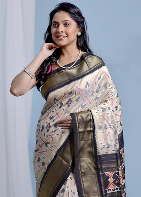 Cream Ikkat Pure Silk Saree With Blouse Piece - Indian Silk House Agencies