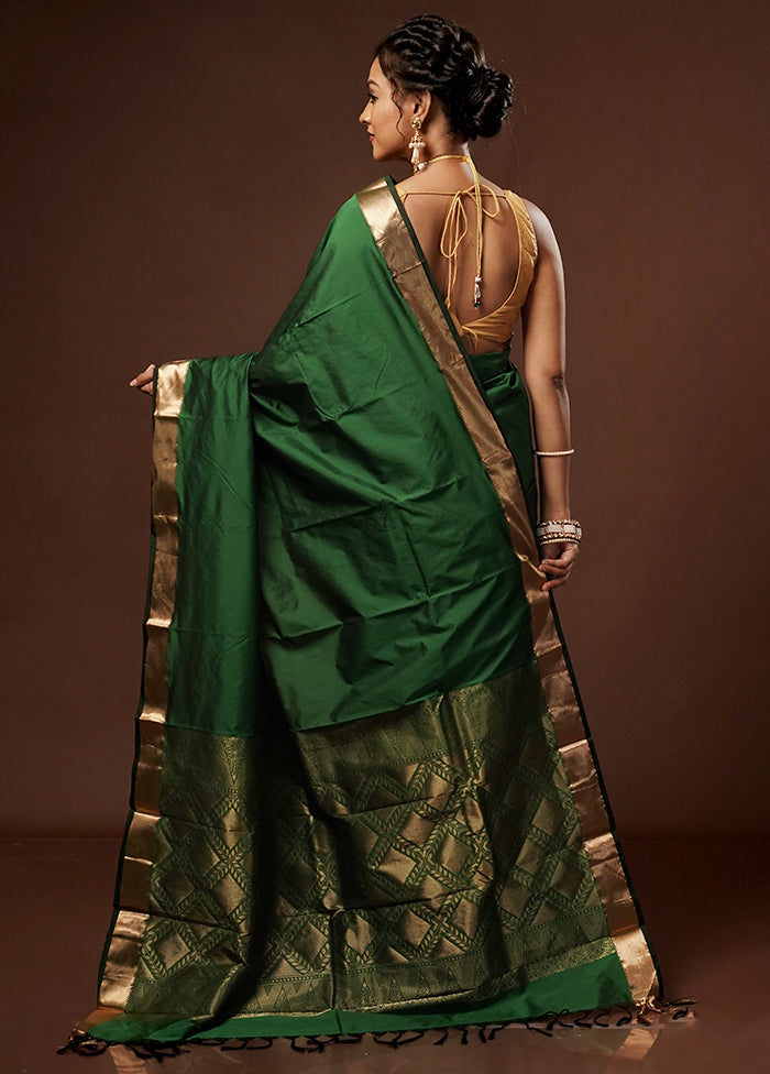 Green Kanjivaram Silk Saree With Blouse Piece