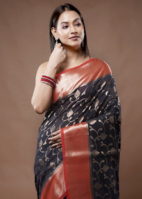 Black Pure Cotton Saree With Blouse Piece