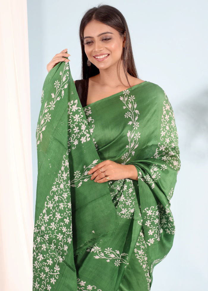 Green Printed Pure Silk Saree With Blouse Piece