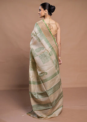 Cream Tussar Silk Saree With Blouse Piece