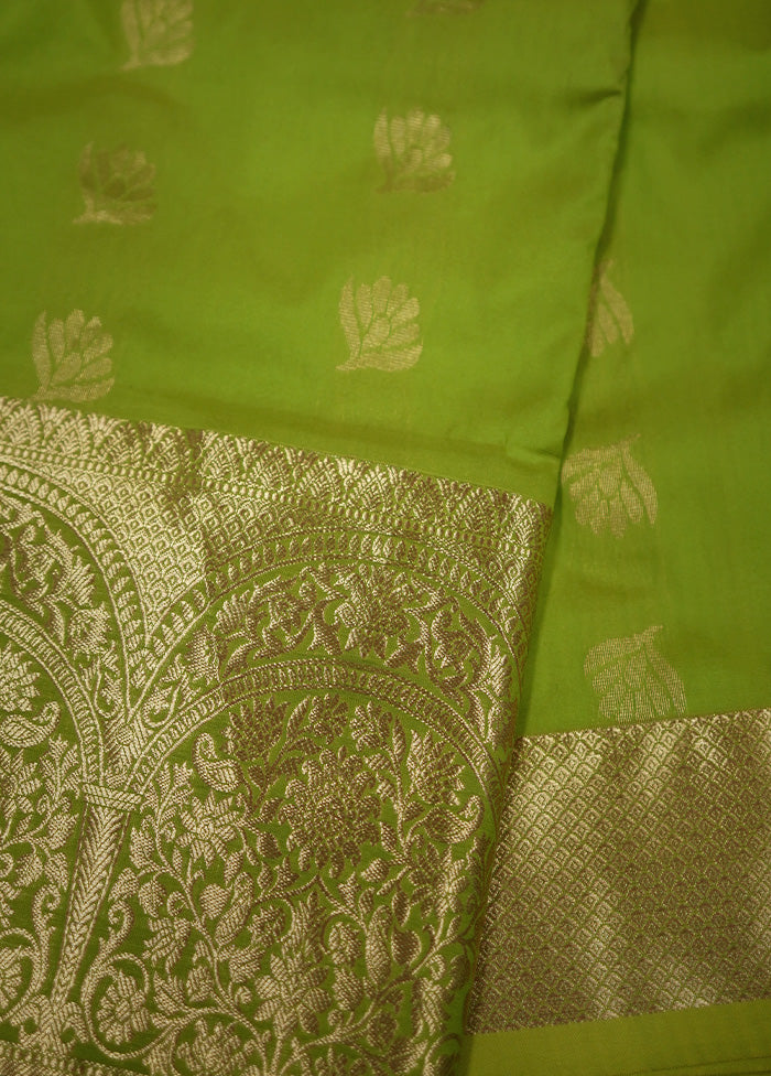 Green Pure Dharmavaram Kanjivaram Silk Saree With Blouse Piece