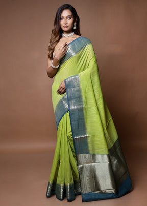 Green Cotton Saree With Blouse Piece