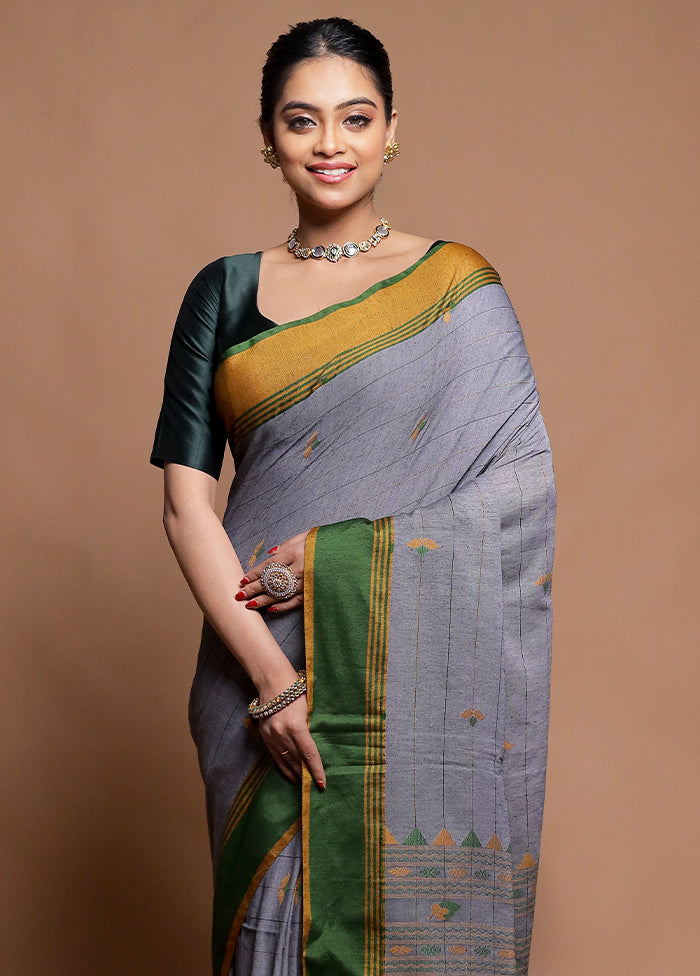 Grey Matka Silk Saree With Blouse Piece