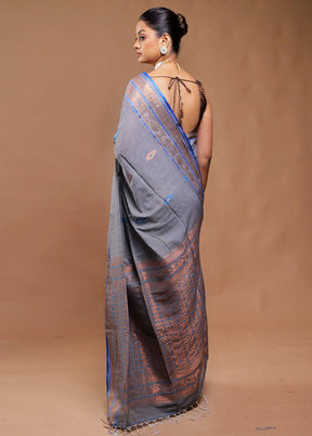 Grey Matka Silk Saree With Blouse Piece