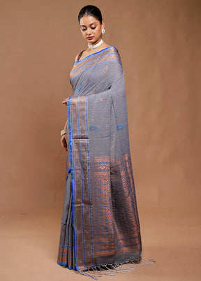 Grey Matka Silk Saree With Blouse Piece