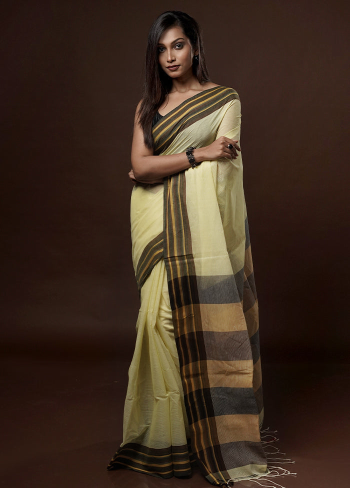 Green Matka Silk Saree With Blouse Piece - Indian Silk House Agencies