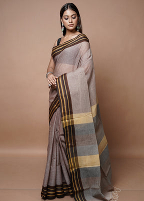 Grey Matka Silk Saree With Blouse Piece