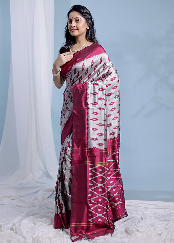 Grey Ikkat Pure Silk Saree With Blouse Piece