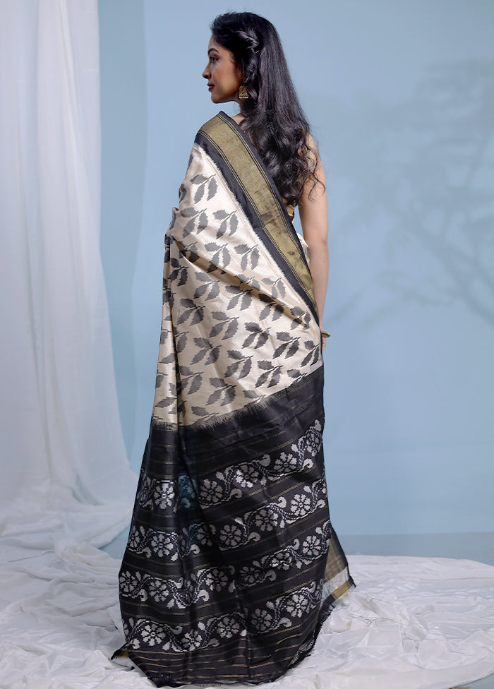 Cream Ikkat Pure Silk Saree With Blouse Piece