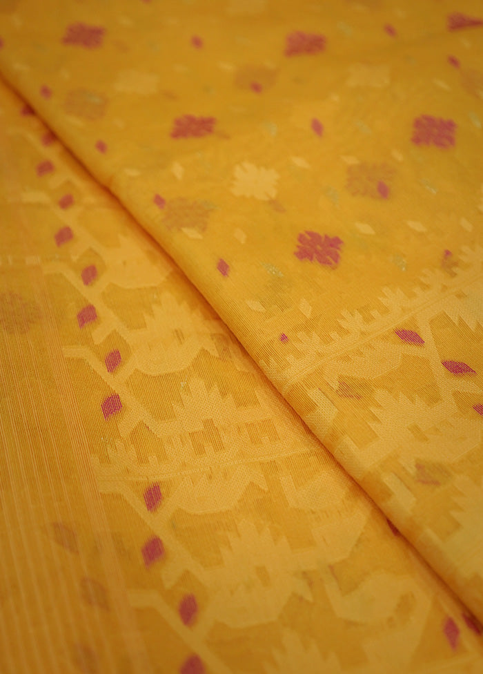 Yellow Cotton Saree With Blouse Piece