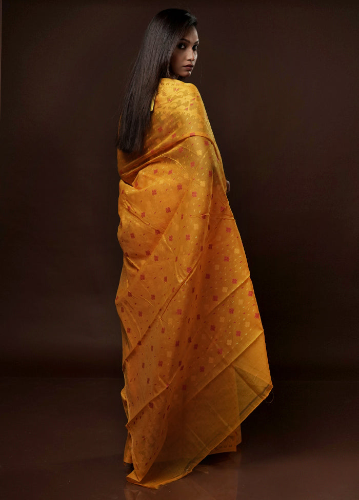 Yellow Cotton Saree With Blouse Piece