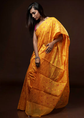 Yellow Cotton Saree With Blouse Piece