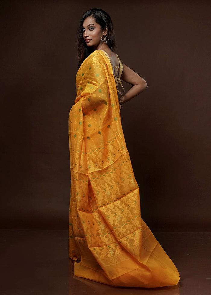 Yellow Cotton Saree With Blouse Piece