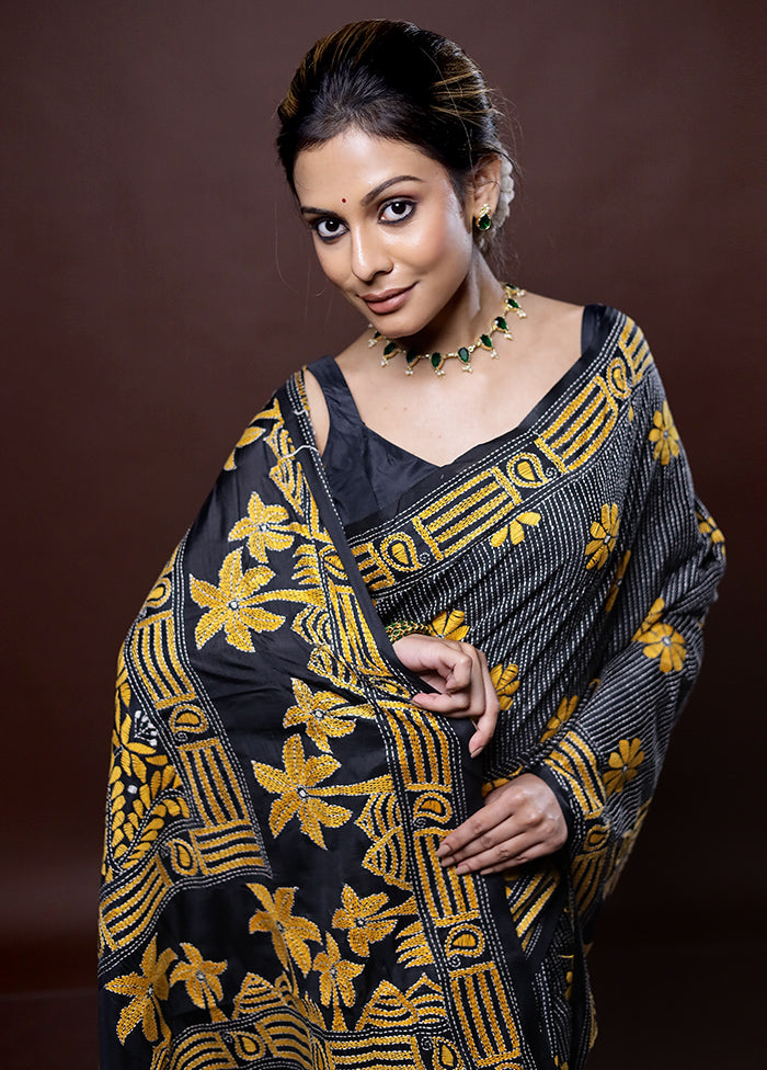 Grey Kantha Stitch Silk Saree Without Blouse Piece