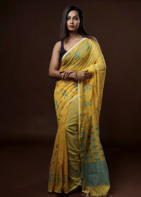 Yellow Khadi Cotton Saree With Blouse Piece